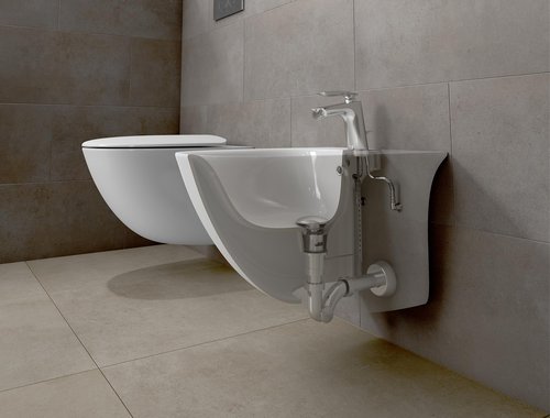 RAK-Duo bottle traps and shattaf from RAK Ceramics